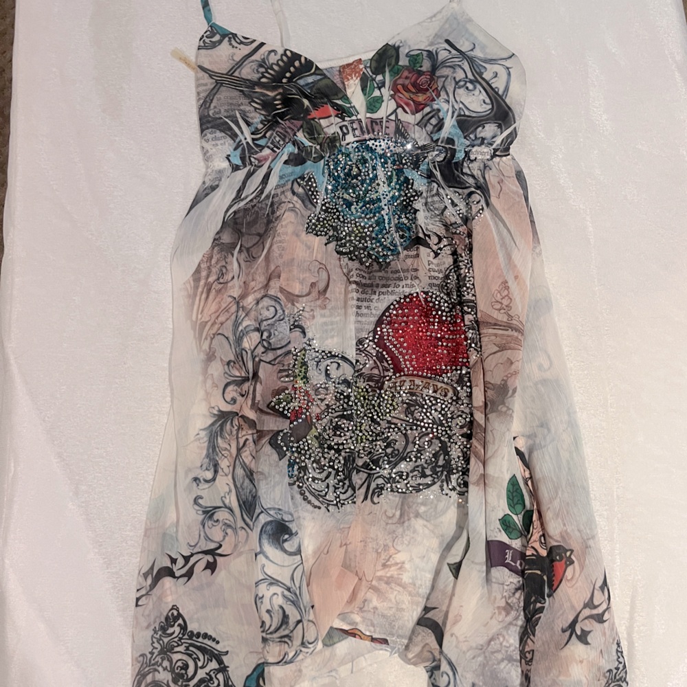 Aesthetic vintage Multicolor Graphic 
Baby doll style top Ed hardy look alike